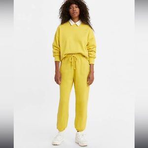 Levi’s WFH women’s sweatpants NWOT - yellow garment dye